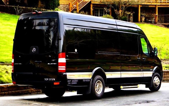 2016 Mercedes-Benz 3500 Sprinter for Sale in Riverside, CA - Photo 2