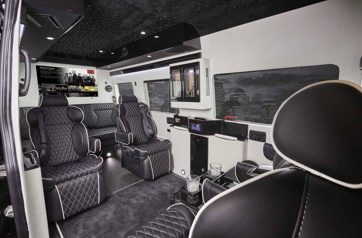 Sprinter for Sale in San Antonio, TX - Photo 3