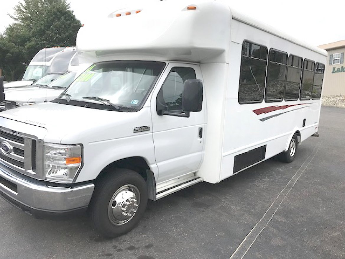 Shuttle Bus for Sale in oaklyn, NJ - Photo 11
