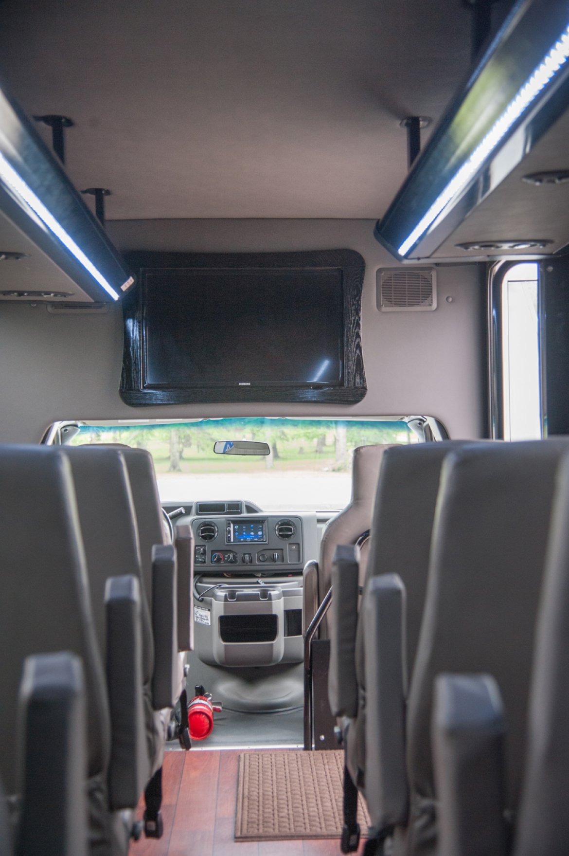 Shuttle Bus for Sale in Graceville, FL - Photo 11