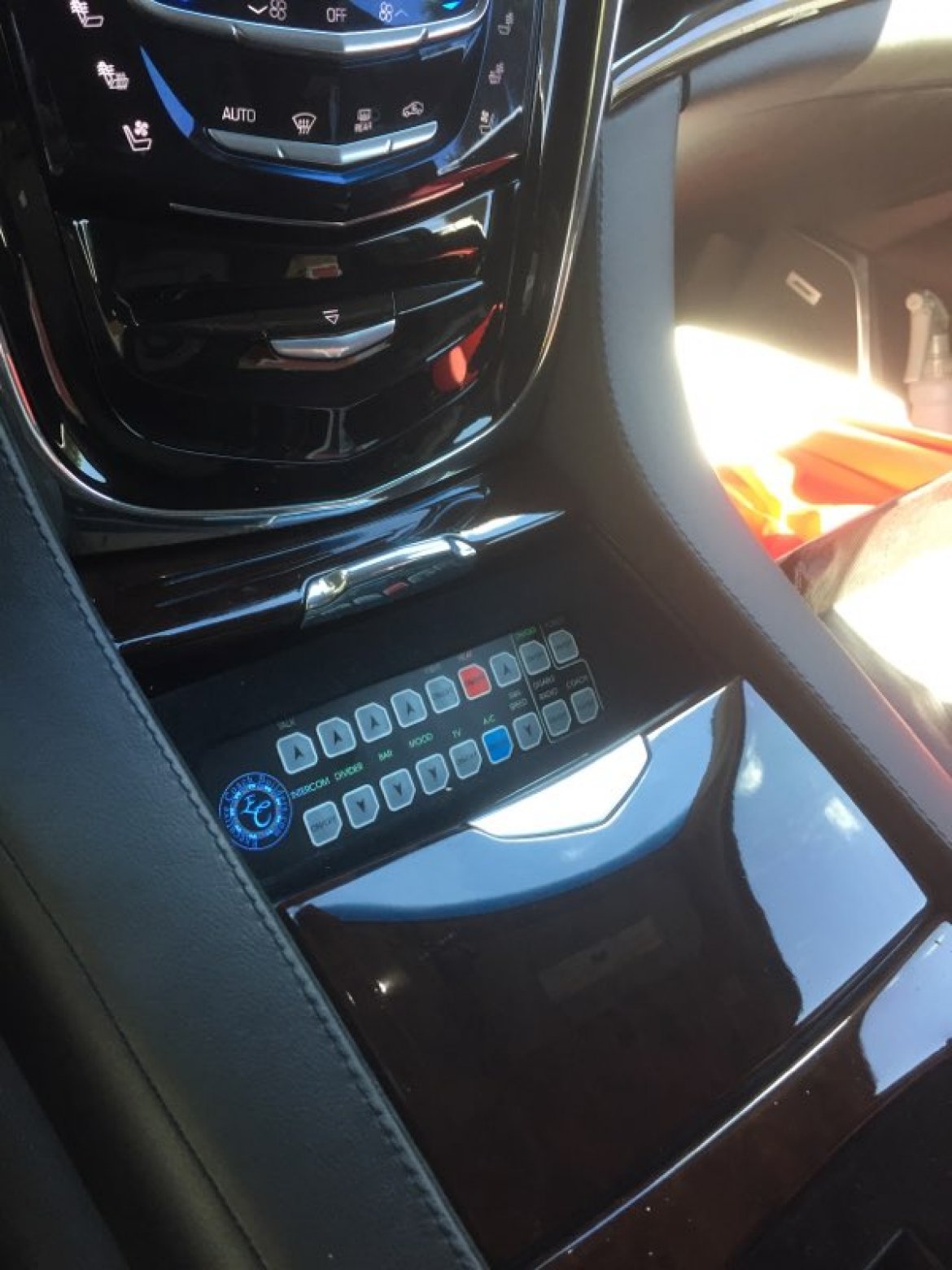 CEO SUV Mobile Office for Sale in Ft. Lauderdale, FL - Photo 4