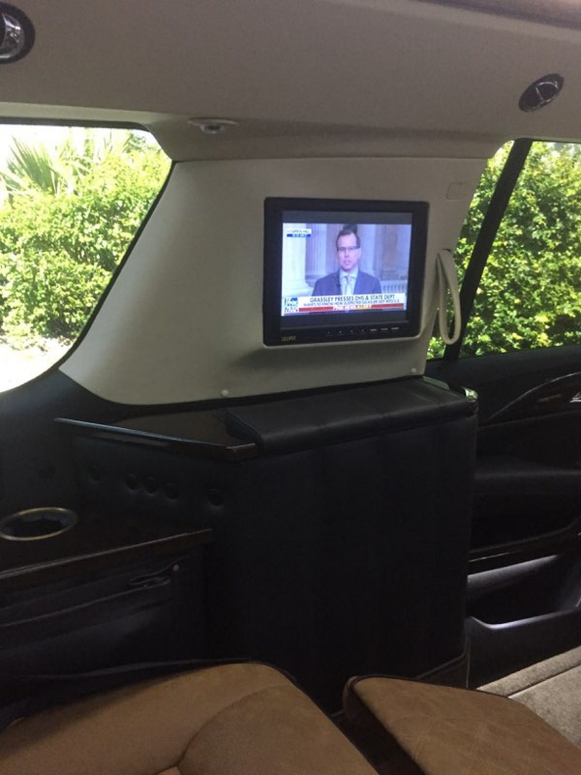 CEO SUV Mobile Office for Sale in Ft. Lauderdale, FL - Photo 9