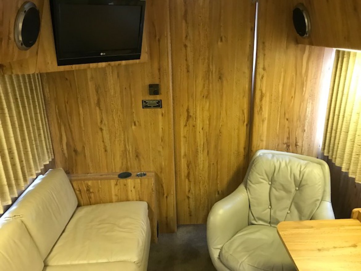 Motorcoach for Sale in oaklyn, NJ - Photo 12