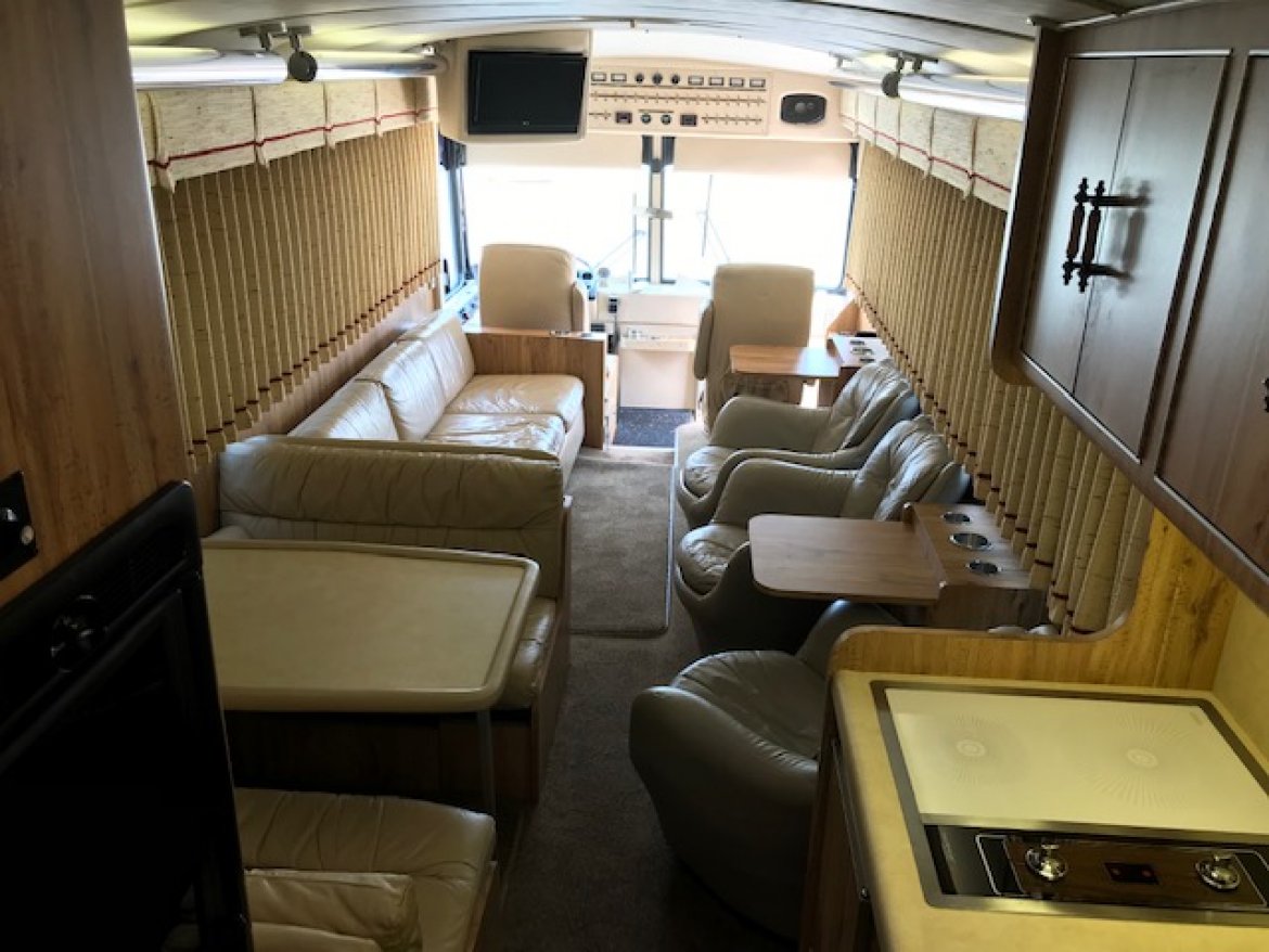 Motorcoach for Sale in oaklyn, NJ - Photo 22