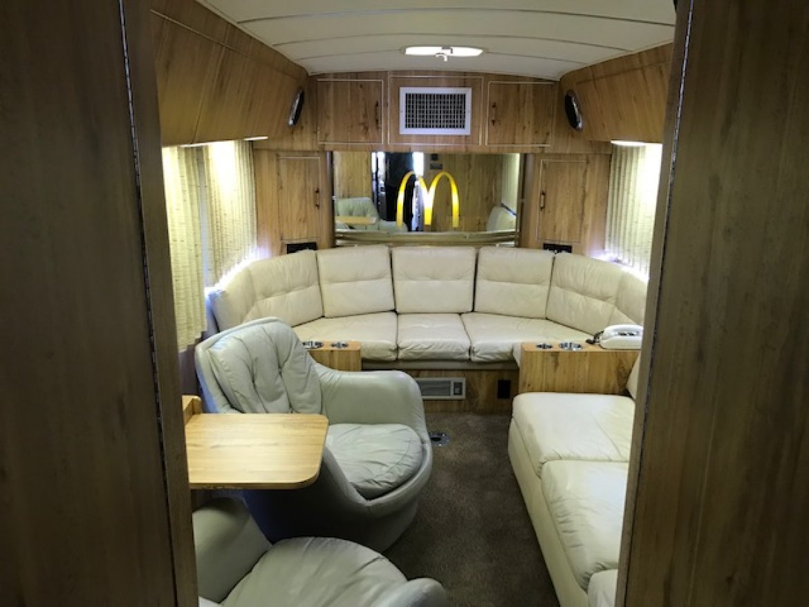 Motorcoach for Sale in oaklyn, NJ - Photo 23