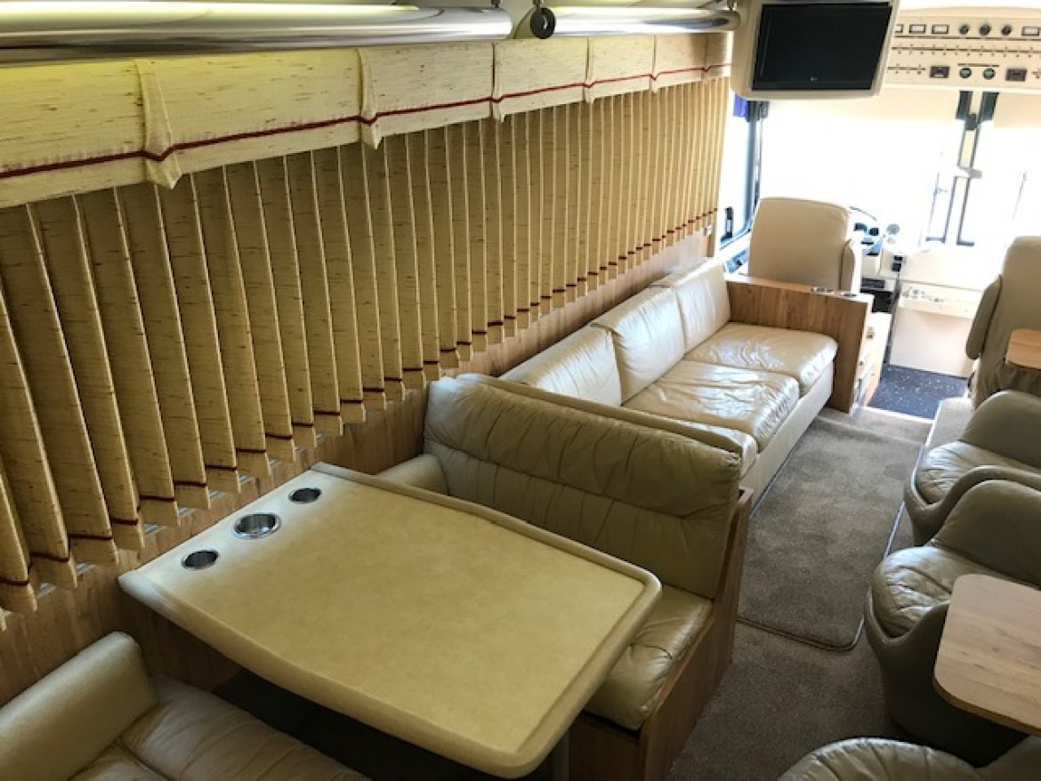 Motorcoach for Sale in oaklyn, NJ - Photo 27