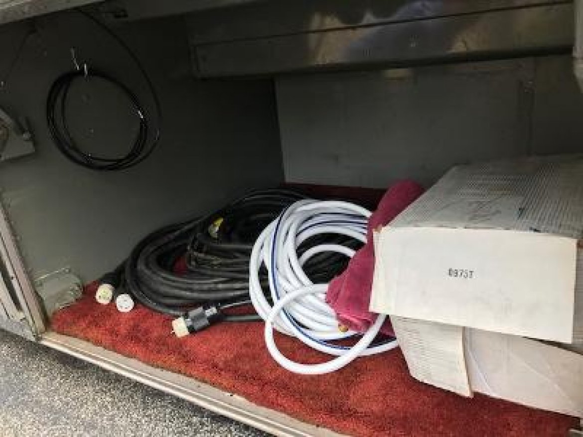 Motorcoach for Sale in oaklyn, NJ - Photo 40