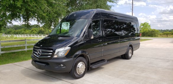 2015 Mercedes-Benz SPRINTER 3500 170" EXT Sprinter for Sale in HOUSTON, TX - Photo 3