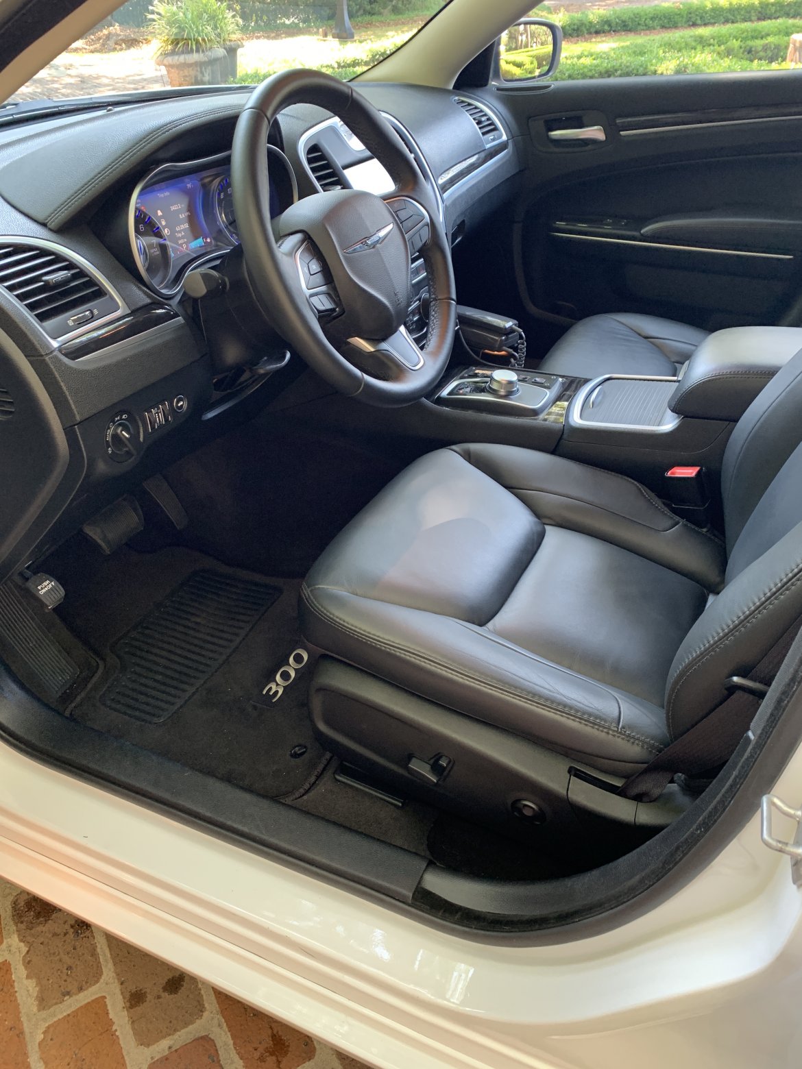 Limousine for Sale in Orange Beach, AL - Photo 9
