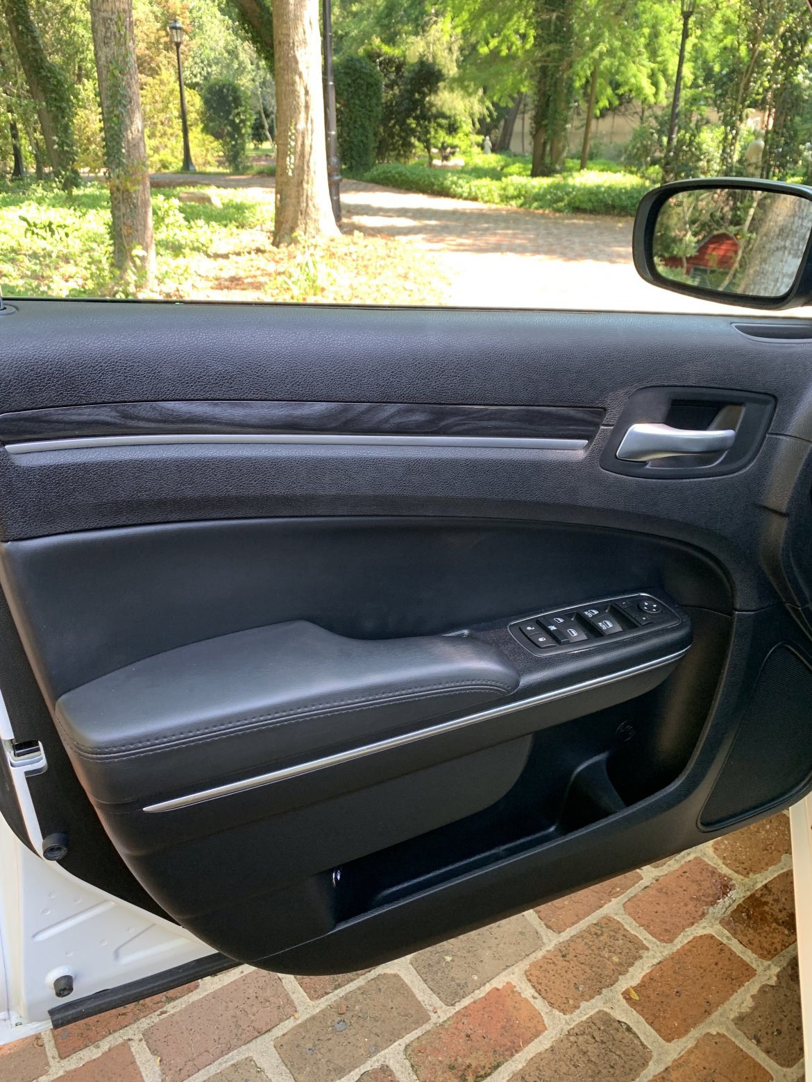 Limousine for Sale in Orange Beach, AL - Photo 10
