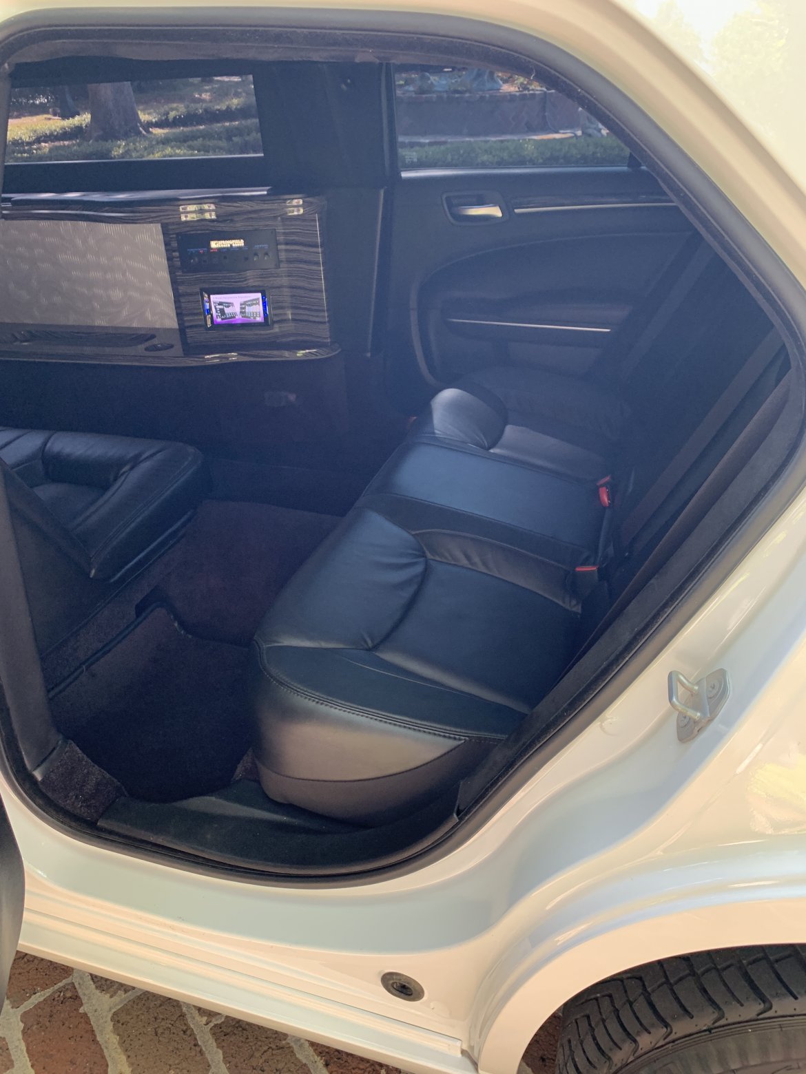 Limousine for Sale in Orange Beach, AL - Photo 15
