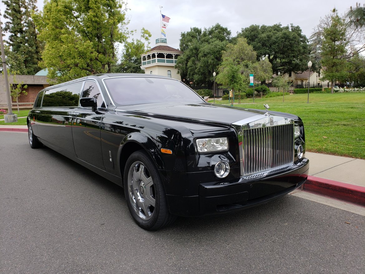 Las Vegas RollsRoyce Wraith Rental  Dream Exotics