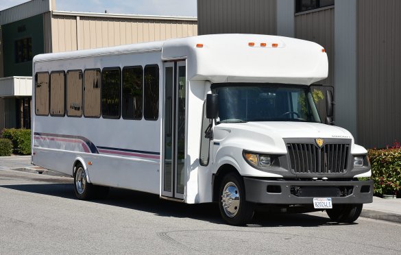 2013 International Shuttle Bus Shuttle Bus for Sale in Fontana, CA - Photo 2