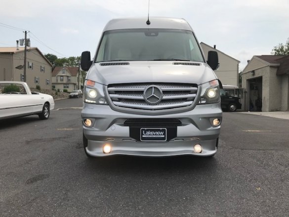 2018 Mercedes-Benz Sprinter 2500 Sprinter for Sale in oaklyn, NJ - Photo 2