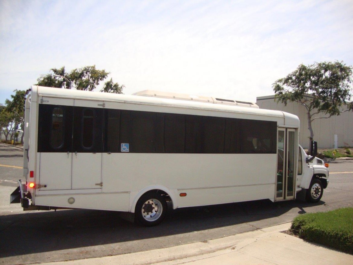 Shuttle Bus for Sale in CARSON, CA - Photo 9