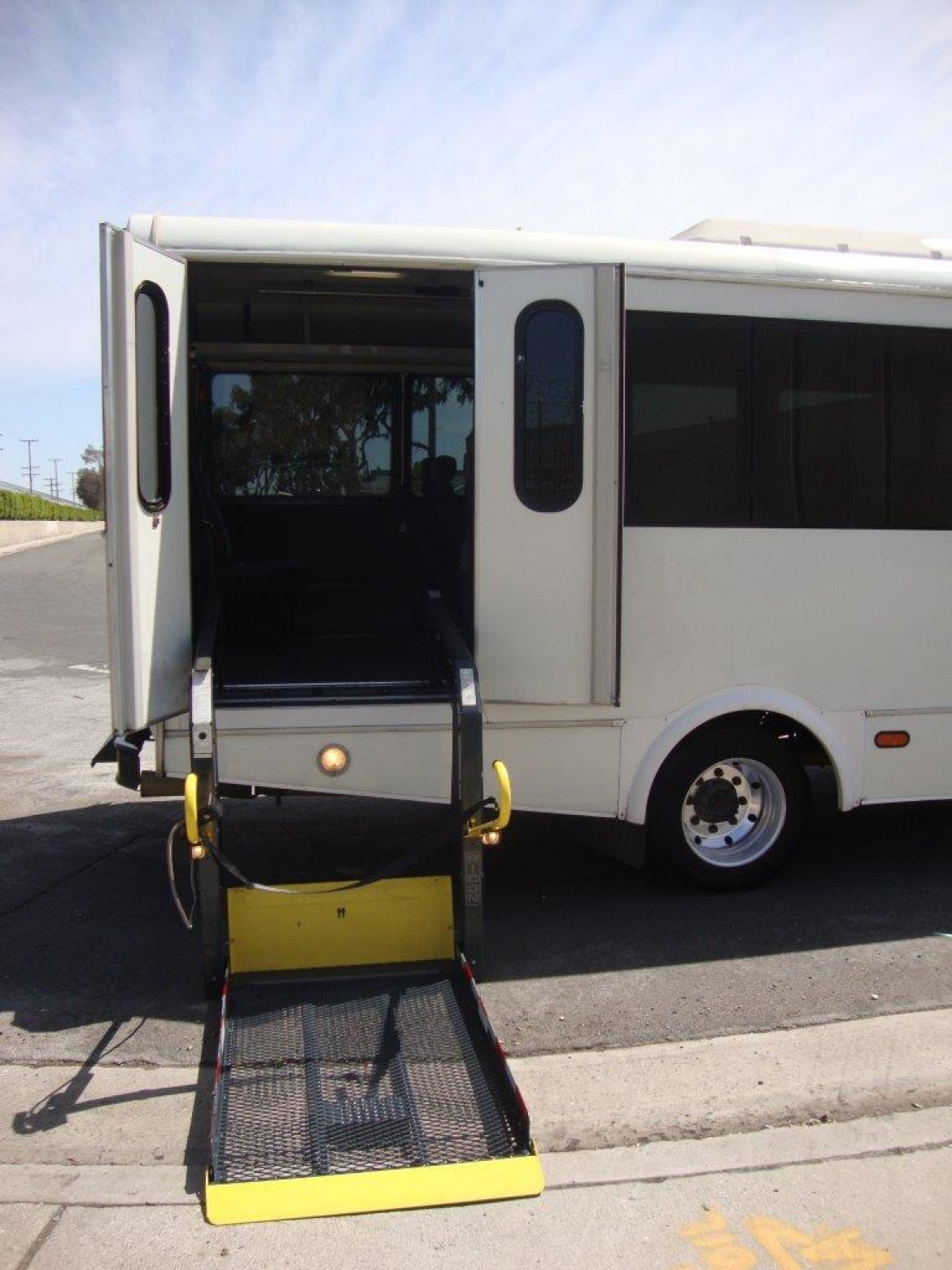 Shuttle Bus for Sale in CARSON, CA - Photo 12