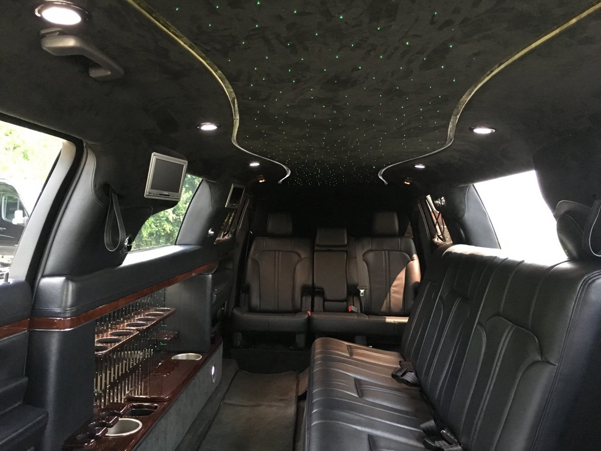 Limousine for Sale in GLEN BURNIE, MD - Photo 12