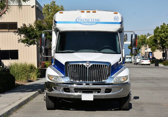 2006 International Shuttle Bus Shuttle Bus for Sale in Fontana, CA - Photo 3