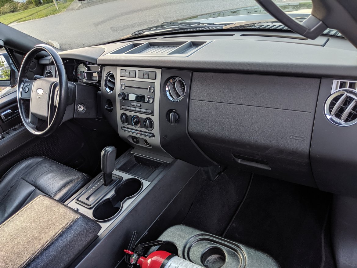 SUV Stretch for Sale in Mount Vernon, WA - Photo 12
