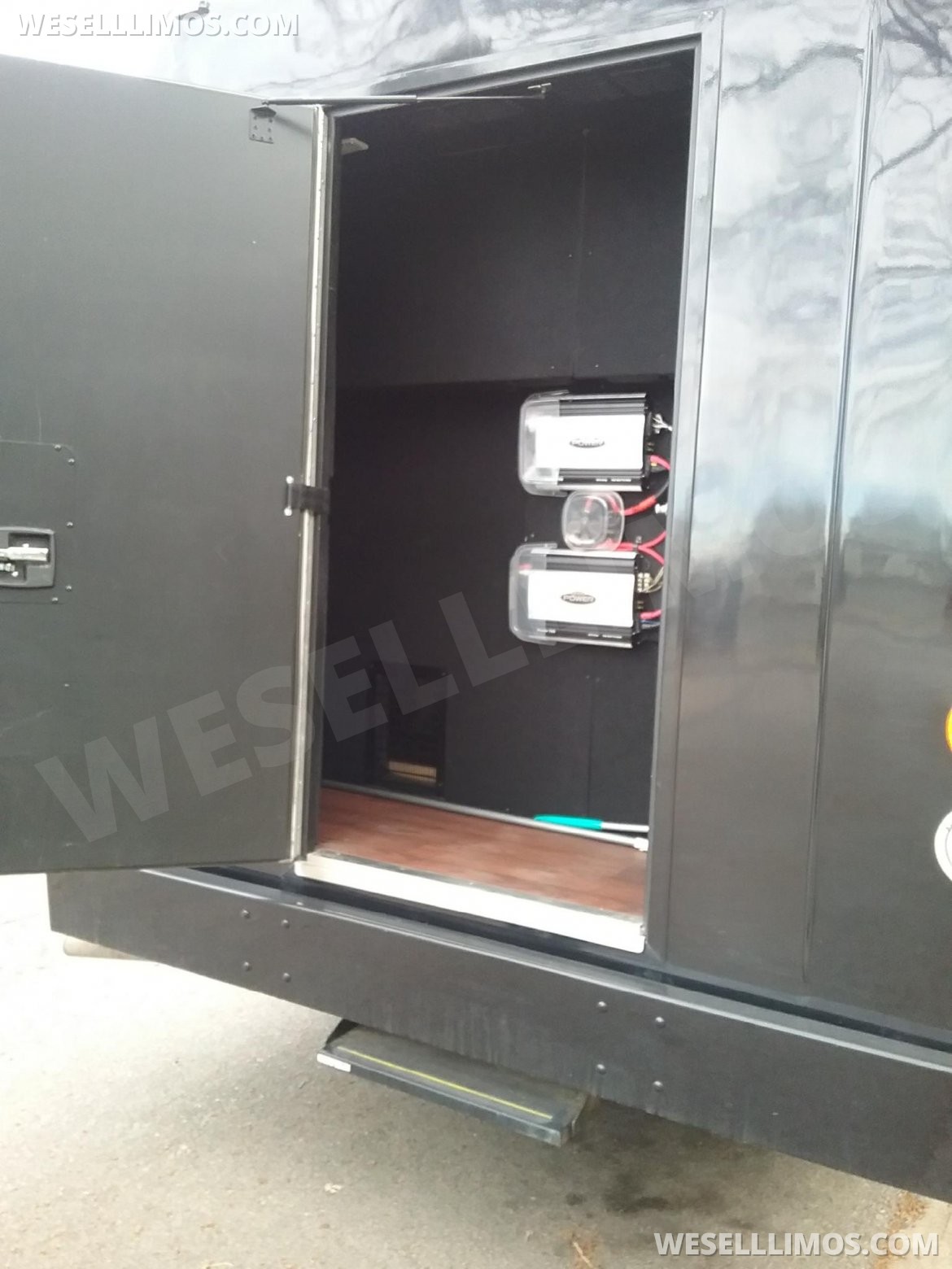 Limo Bus for Sale in Denver, CO - Photo 7