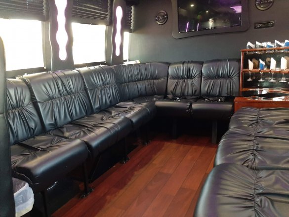 2014 Ford E-450 Limo Bus