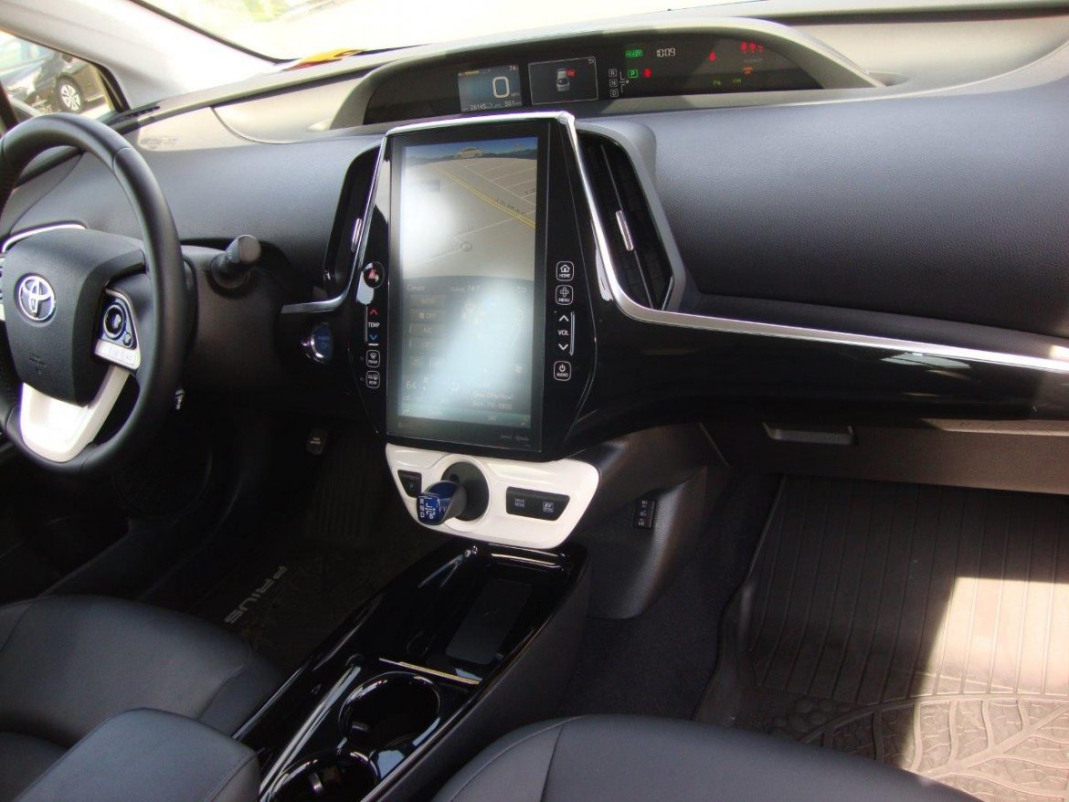 Sedan for Sale in Carson, CA - Photo 17