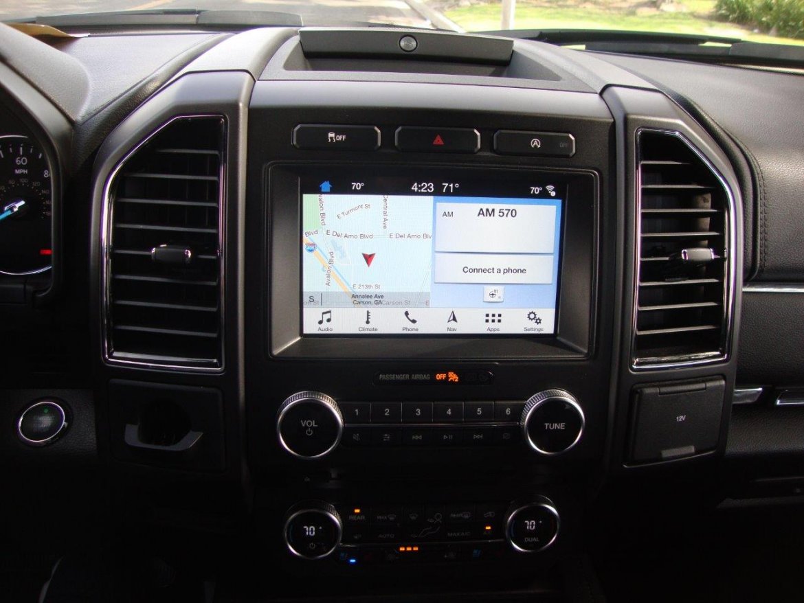 SUV for Sale in Carson, CA - Photo 19
