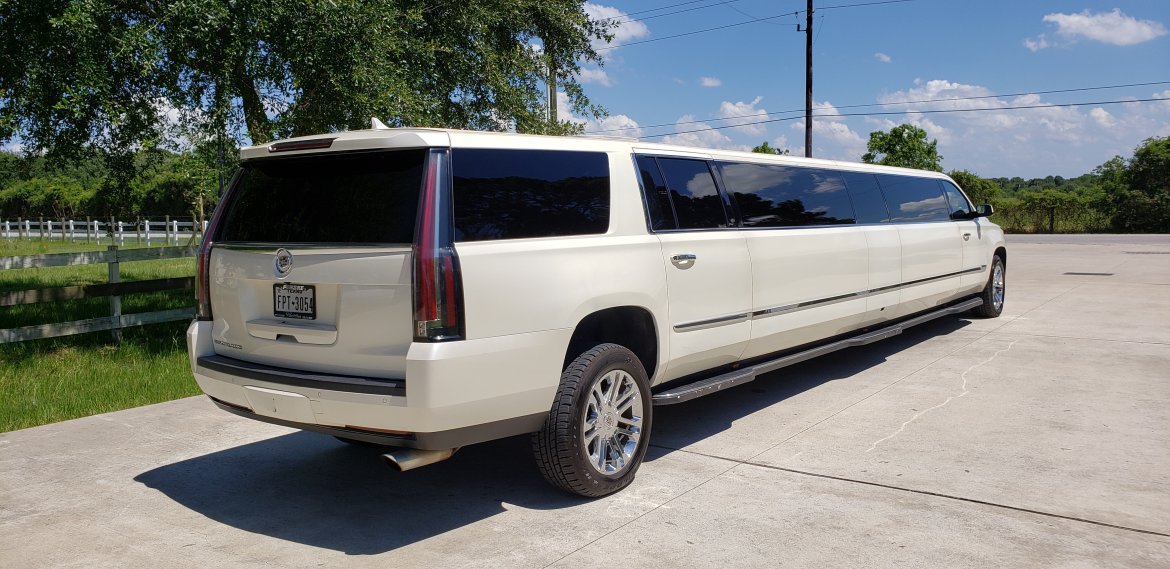 SUV Stretch for Sale in Houston, TX - Photo 9