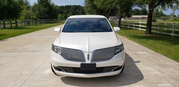 2016 Lincoln MKT Limousine for Sale in Houston, TX - Photo 2