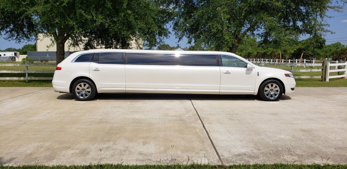 Limousine for Sale in Houston, TX - Photo 5