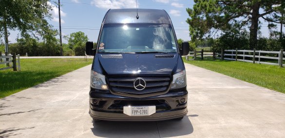 2015 Mercedes-Benz SPRINTER 3500 170" EXT Sprinter for Sale in Houston, TX - Photo 2