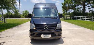 2015 Mercedes-Benz SPRINTER 3500 170" EXT Sprinter for Sale in Houston, TX - Photo 2