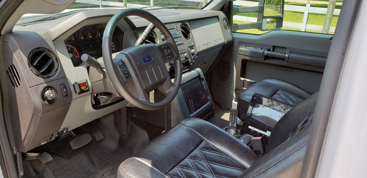 Limo Bus for Sale in Houston, TX - Photo 11