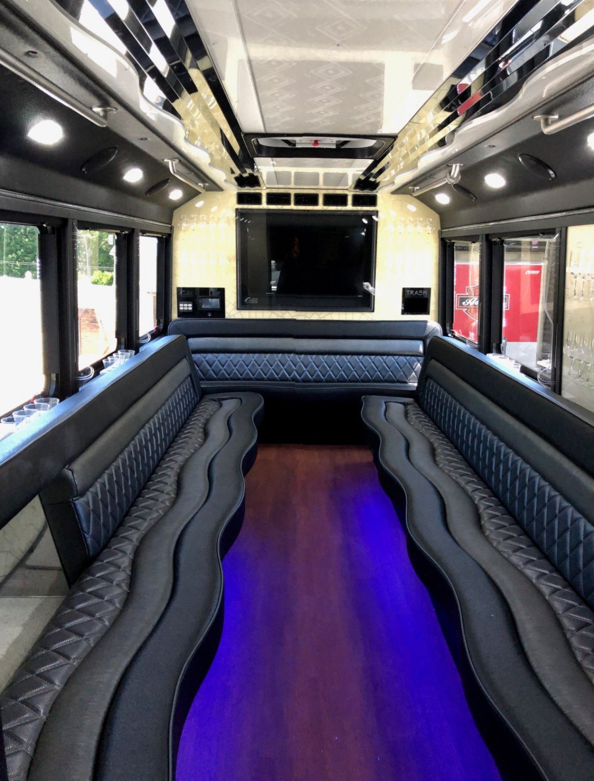 Limo Bus for Sale in NORTH EAST, PA - Photo 6