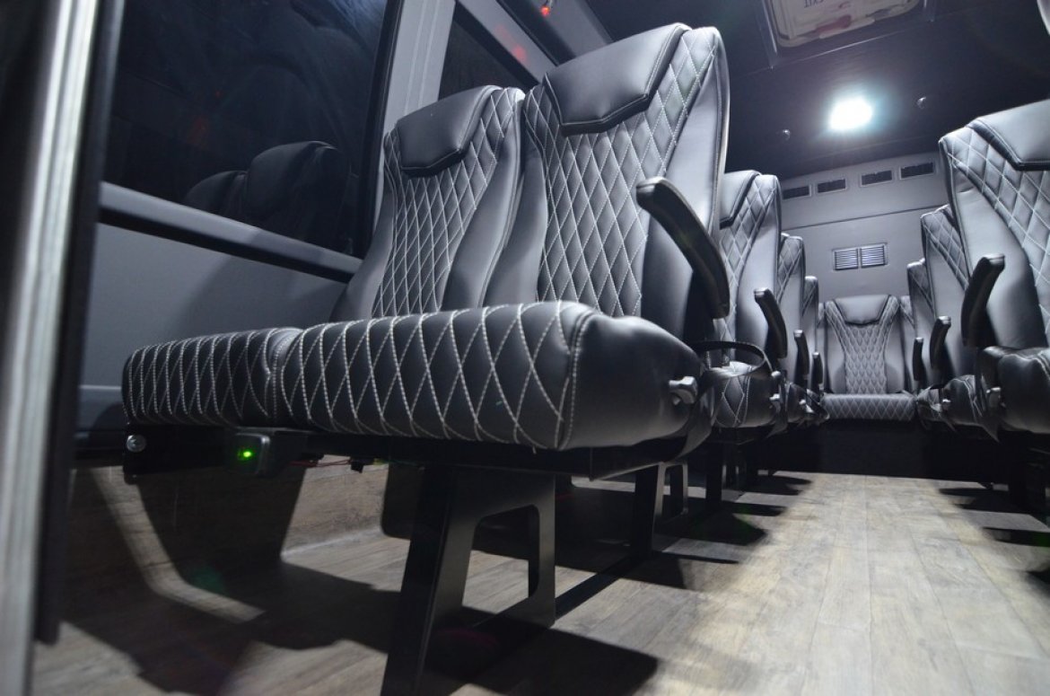 Executive Shuttle for Sale in North East, PA - Photo 4
