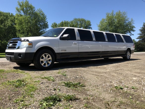 2007 Ford Expedition SUV for Sale in North East, PA - Main Photo
