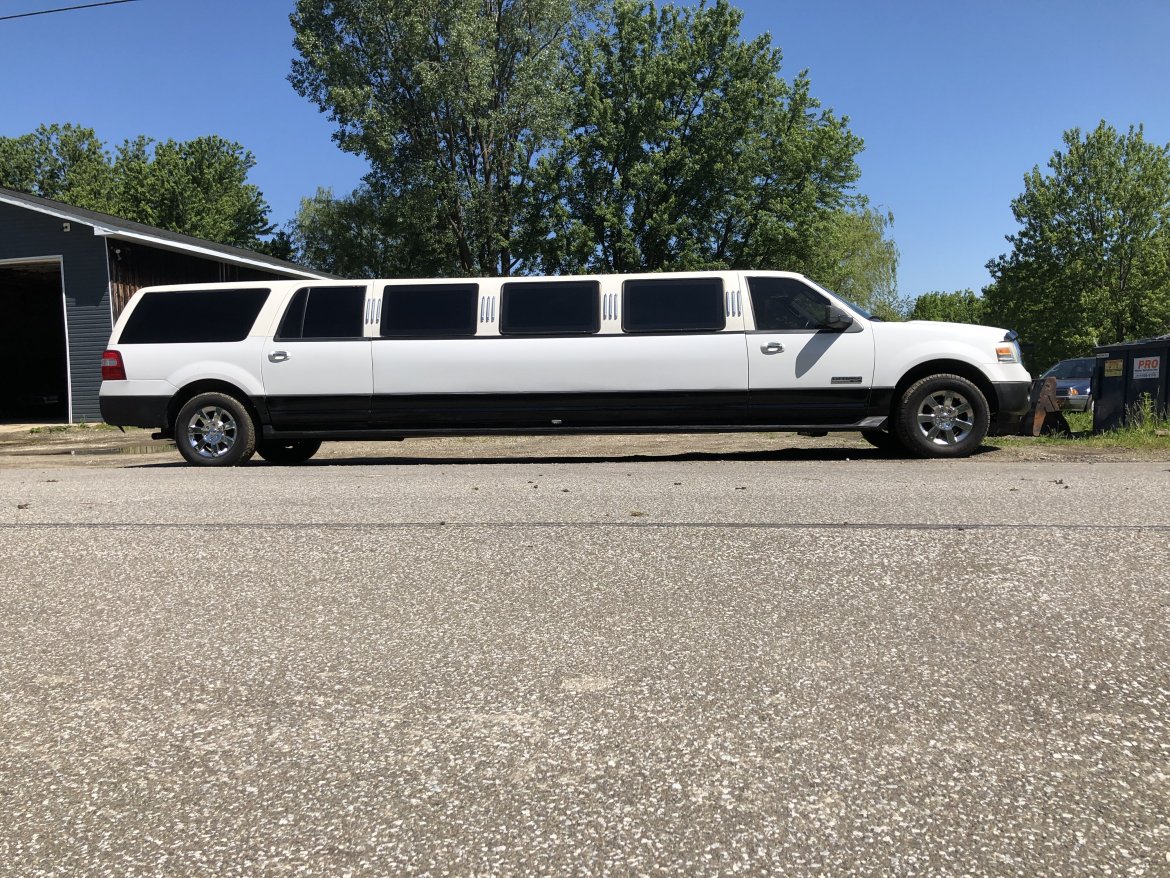 SUV for Sale in North East, PA - Photo 3