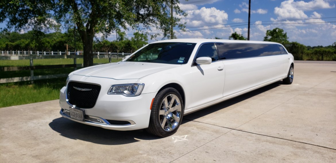 Limousine for Sale in Houston, TX - Photo 2