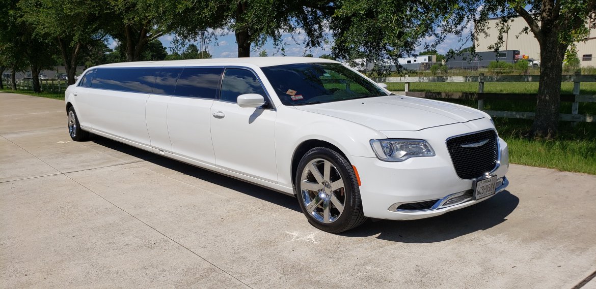 Limousine for Sale in Houston, TX - Photo 4
