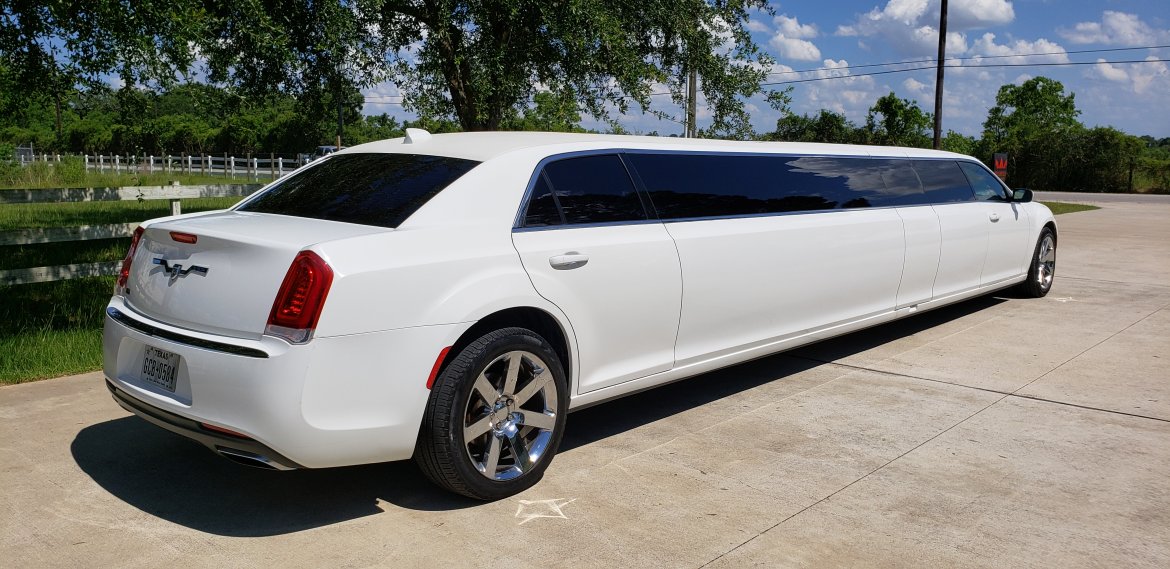 Limousine for Sale in Houston, TX - Photo 9