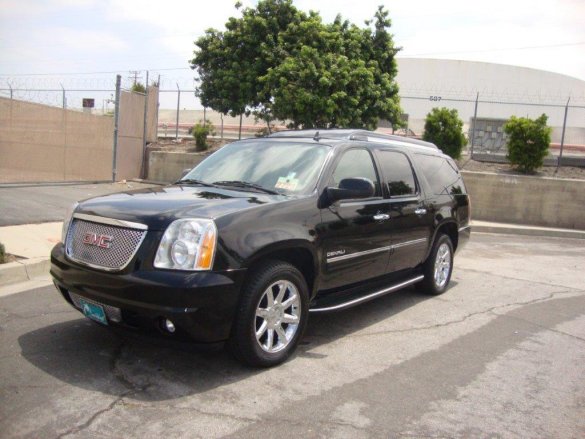 2012 GMC Yukon Denali High Roof SUV SUV for Sale in Carson, CA - Main Photo