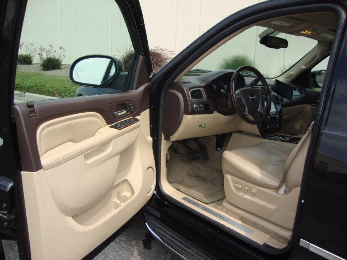 SUV for Sale in Carson, CA - Photo 17