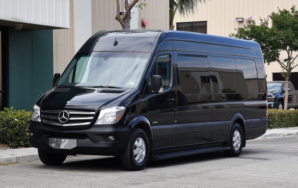 2014 Mercedes-Benz Sprinter 2500 Sprinter for Sale in Fontana, CA - Photo 2