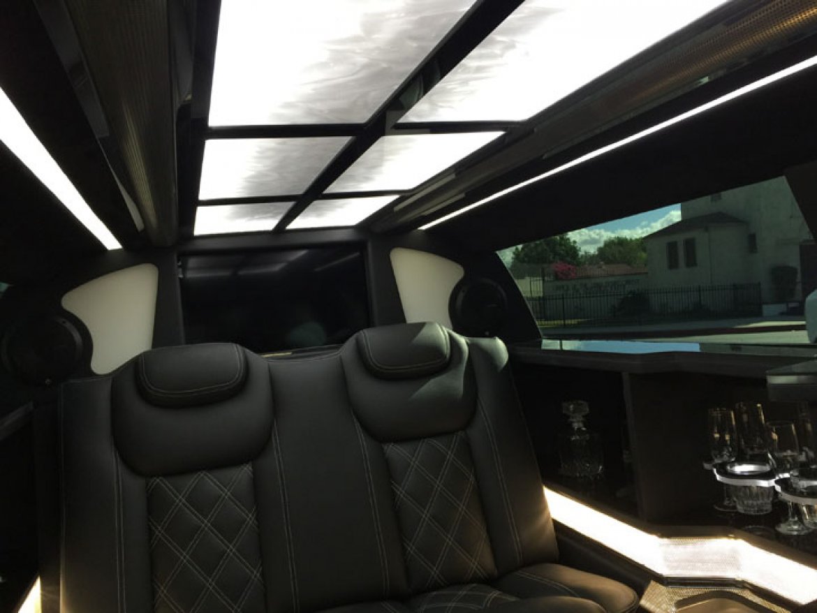 Limousine for Sale in Los Angeles, CA - Photo 4