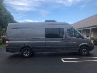 2011 Mercedes-Benz 2500 Sprinter for Sale in Boynton Beach, Florida, US - Photo 3