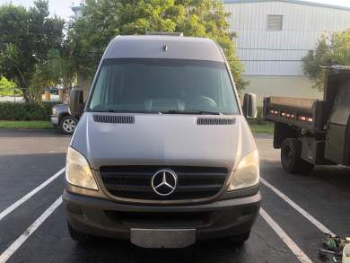 2011 Mercedes-Benz 2500 Sprinter for Sale in Boynton Beach, Florida, US - Photo 4