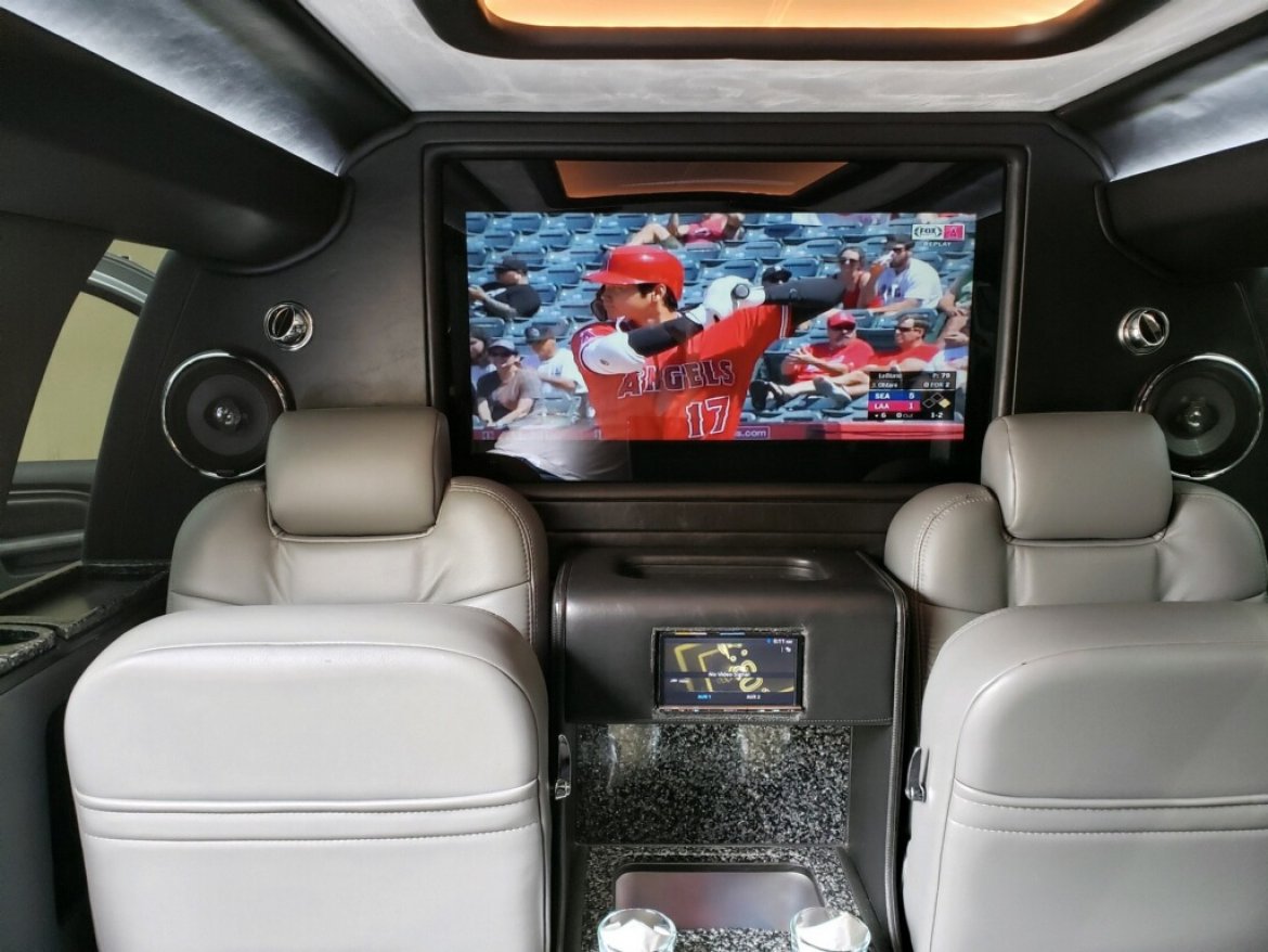 CEO SUV Mobile Office for Sale in Ontario, CA - Photo 7
