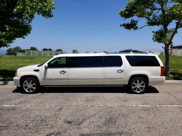 2010 Cadillac Escalade CEO SUV Mobile Office for Sale in Ontario, CA - Photo 3