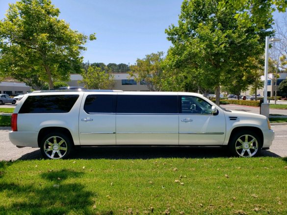 2010 Cadillac Escalade CEO SUV Mobile Office for Sale in Ontario, CA - Photo 2