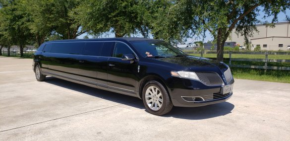 2014 Lincoln MKT Limousine for Sale in Houston, TX - Main Photo